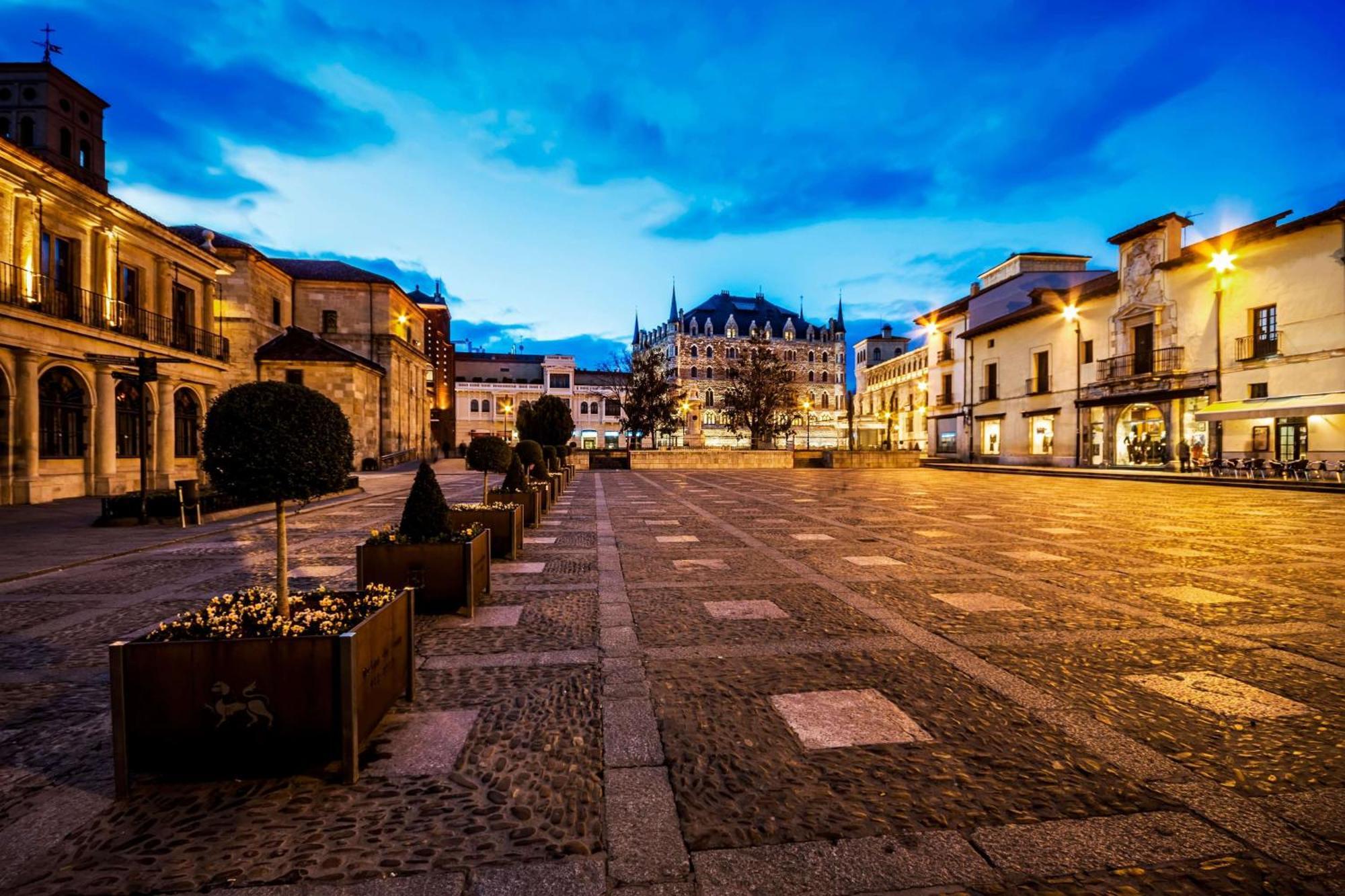 Hotel Zentral León Εξωτερικό φωτογραφία