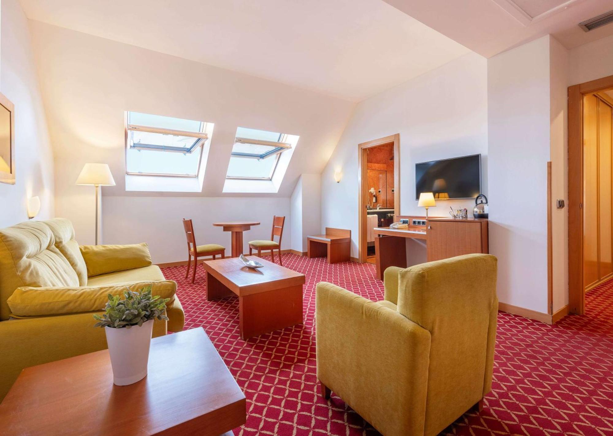 Hotel Zentral León Εξωτερικό φωτογραφία