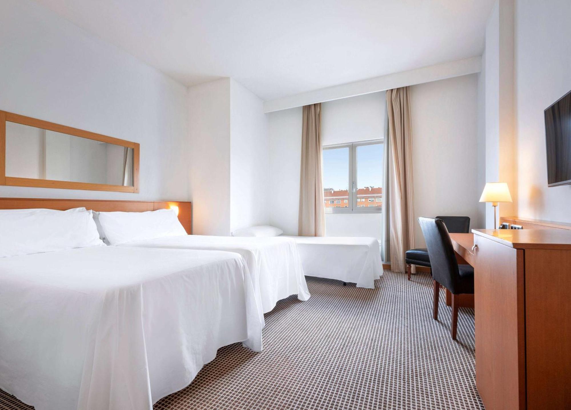 Hotel Zentral León Εξωτερικό φωτογραφία